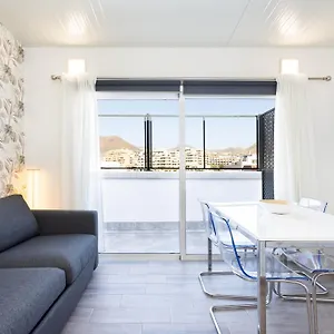 top-new-apartment-center-los-cristianos.tenerifehoteles.net/
